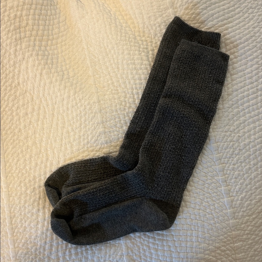 Eileen Fisher Cozy Gray Knit Cotton Blend Socks